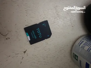  2 بحالة ممتازة جديدة لكن بدون علبة MicroSd 128 GB