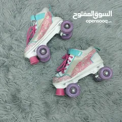  8 سكيتات VIP   عجال مطاط هيكل بلاستيك مقوى شفرات حديد .