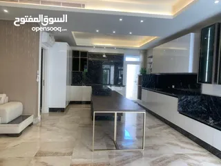  8 شقة مميزة للبيع  (فلل معلقة) افضل كمباوند في عمان 