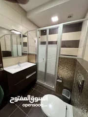  10 شقةمفروشةالدوار الخامس خلف فندق الفورسيزون من المالك Furnished apartment behind four seasons hotel