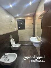  5 شقه فارغه للإيجار دير غبار مميزه جدا