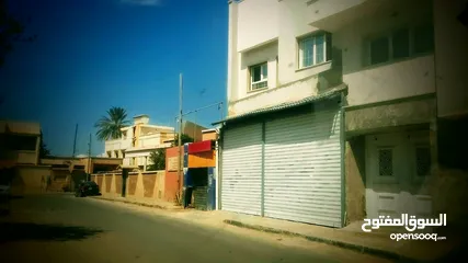  1 محل للإيجار بحي دمشق 180م