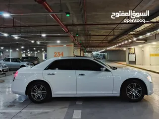  27 كرايسلر 300C 2012 ليمتد فل بانوراما الشكل الحديث بسعر 13500 الف دينار قابل للتفاوض