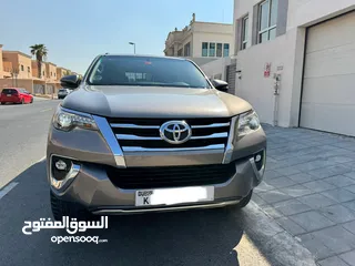  6 Toyota Fortuner 2019 V6 4.0 VXR