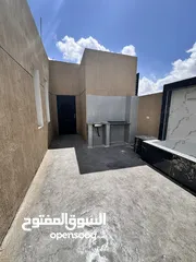  30 شقة طابق رابع مع روف للبيع في اربد مجمع عمان الجديد بمساحة185