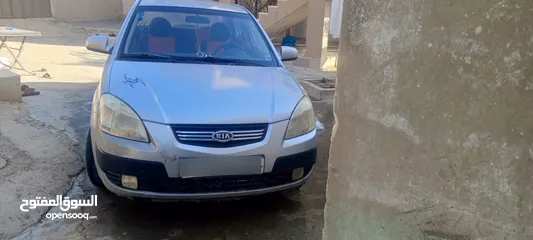  2 كيا برايد 2008