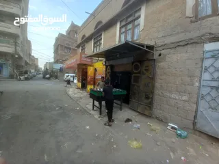  4 للبيع محل بلاستيشن