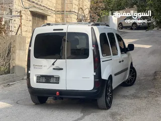  8 رينو KANGOO 2013 بحالة الشركة