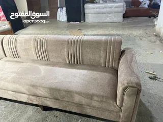  4 I seel this sofa