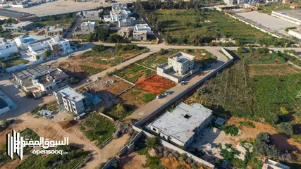  10 أرض مميزة للبيع في طريق طرابلس مقابل فتحت بوصنيب عند القوس امتداد شارع معهد الكهرباء