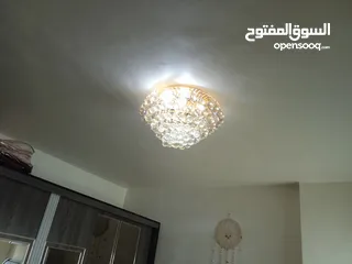  3 ثريات عدد 2 كريستال مذهب بوهيمي اصلي لون ذهبي بسعر مميز جدا ....