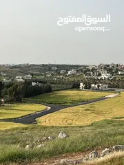 10 ارض سكنية  للبيع طريق المطار بالقرب من فلل جرين لاند بمساحة ( 1801 م ) في ناعور