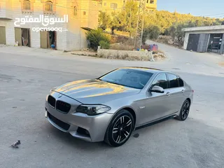  4 BMW520i f10 سيارة  للبيع  موديل 2014 بسبب التبديل