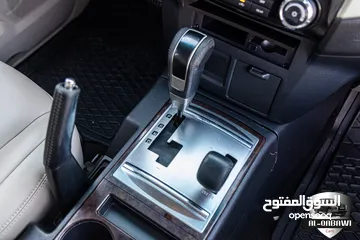 5 Mitsubishi Pajero 2017  السيارة وارد الشركة و بحالة ممتازة جدا