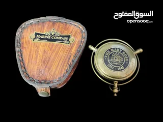  6 بوصله نحاس قديمه ومميزه بالعلبه الجلديه