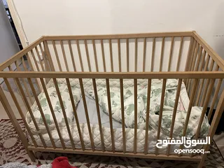  3 سرير اطفال من ايكيا كامل للبيع
