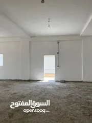  4 طابق 2 للايجار في ماركا الشمالية قرب المركز الأمني شارع يحيى ابن المختار عماره رقم 28 المجمع الكريم.