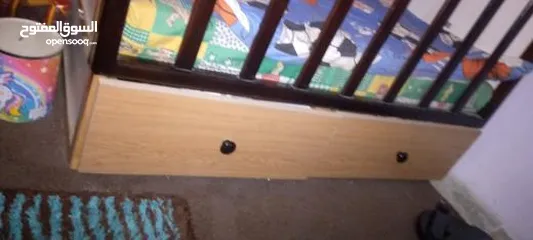  4 تخت اطفال بحاله جيده