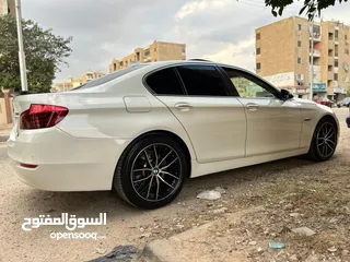  5 BMW 528 2015