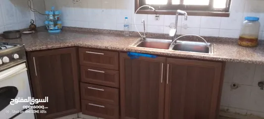  21 غرفة للايجار سكن طالبة أو سيدة عاملة شامل جميع الفواتير الكهرباء و الماء و الانترنت