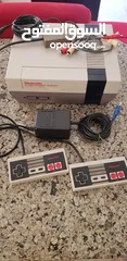  1 جهاز Nintendo NES موديل 1985