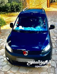  4 فلوكس فاجن كادي 2015  تيربو مطور 1600 ديزل  6+1 عدد الركاب  هوك خلفي  فحص نضيف  سعر عالحرق أخونا