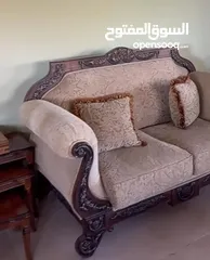 8 غرفة ضيوف كاملة مكونة من طقم كنب + طاولة سفرة + فضية + دنسوار