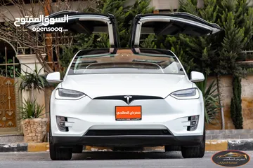  3 Tesla Model X 100D  2018  السيارة بحالة الوكالة