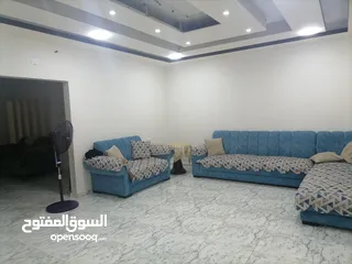  19 شقة شبه ارضي سوبر ديلوكس مجددة بالكامل للبيع