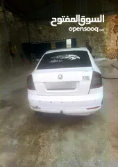  4 اسكودا انو.  محولي رمش بل كامل