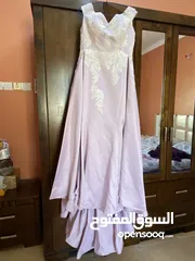  1 فستان مناسبات راقي للبيع