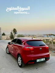  4 كيا برايد 2014 بنزين اتومات بالكرراتين يد 2