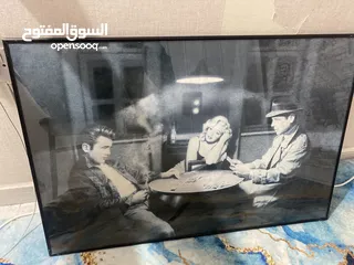  1 لوحه يا غرفه كا تصميم و شكل حلو و تنفع يا غرفه العاب وحجمها كبير