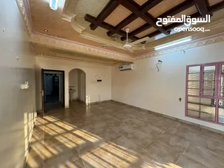  15 فيلا للايجار في السيب سور ال حديد - Villa For rent in Seeb sur Al Hadid