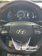  11 هيونداي ايونيك هايبرد موديل 2018 فل مع فتحه وارد الشركه الاردنيه فحص كامل بحالة الشركه