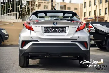  6 لون سلفر Toyota CHR موديل 2023 عداد زيرو للبيع