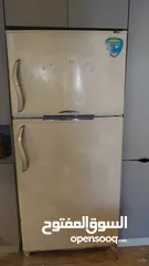  1 ثلاجه فيديرال بحاله نضيفه