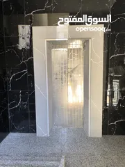  2 شقة عظم مميزة و محلات للبيع قرب مستشفى نابلس التخصصي/ شارع الجامعة الحرم القديم ... طابق أول