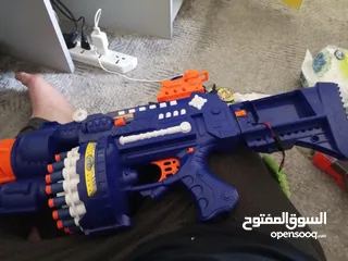  22 مسدس كهربائي للبيع للاطفال لون ازرق للاطفال لجميع الاعمار سهل الاستخدام