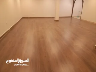  18 wood flooring Kuwait ??