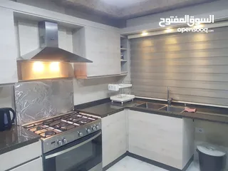  9 شقة مفروشة فاخرة متاحة من بداية شهر 7 اربد- الحي الشرقي
