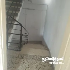  2 منزل للبيع طابق ثاني على شارع رئيسي في ايدون على إشارة ايدون