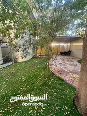  1 فيلتين فاخرتين 15 غرفة ماستر مع حمامين سباحة في الظيت الجنوبي - For annual rent: Two Villas