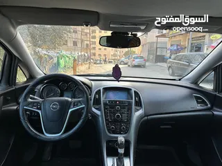  3 اوبل استرا تيربو سيدان السيارة بحالة ممتازة و قوية