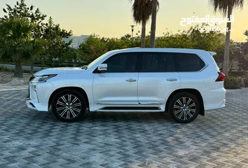  3 LEXUS LX-570S