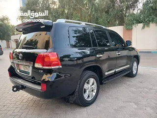  5 تويوتا لاندكروزر GXR 2015 خليجي بحالة ممتازه ة Toyota land cruiser GXR 2015 very clean car