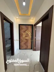 1 لم تسكن - تشطيبات فاخرة - طريق المطار - 4نوم - 230م - بإطلالــــه بانوراما - تستحق المشاهدة