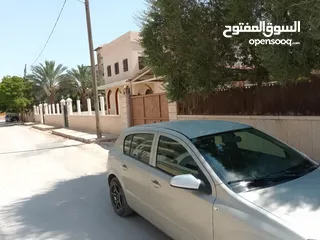  3 سيارة للبيع اوبل استرا