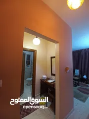  12 شقة 150م أرضي معلق بمدخلين للبيع في أرقى مناطق ضاحية الأمير راشد