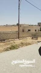  6 بيت للبيع بسعر مغري في الموقر_ المغاير